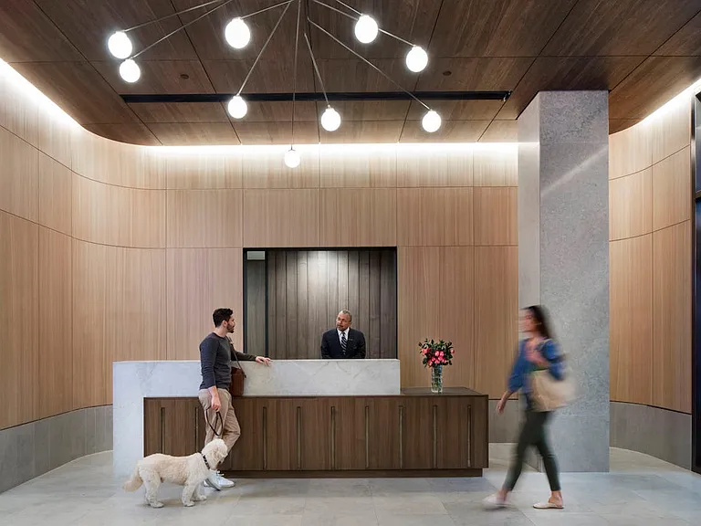 Columbus Cir #N26E — Photo 11