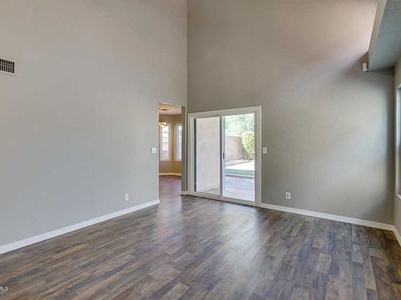 5th image of 1811 S 39th St Unit 18