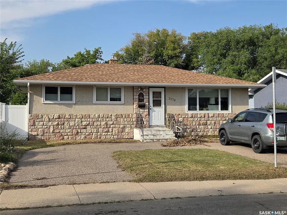 2nd image of 2776 Eastview