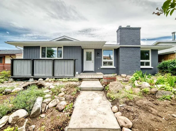 3319 NW Radcliffe Dr SE, Calgary, AB T2A 5X3
