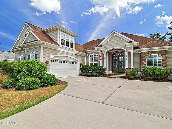 4th image of 1439 Cape Fear National Drive