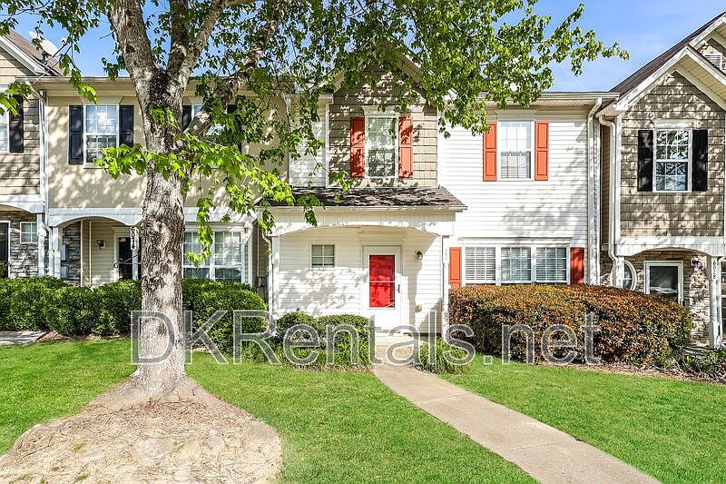 1st image of 6076 Camden Forrest Dr