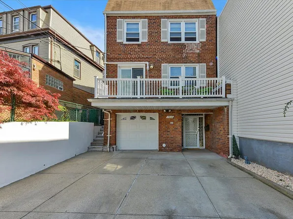 73-10 57th Ave, Maspeth, NY 11378