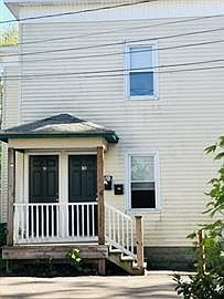 3rd image of 9-10 Parker Ct