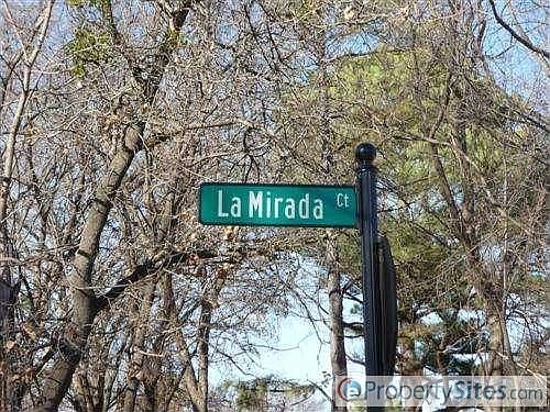 2nd image of 1151 La Mirada