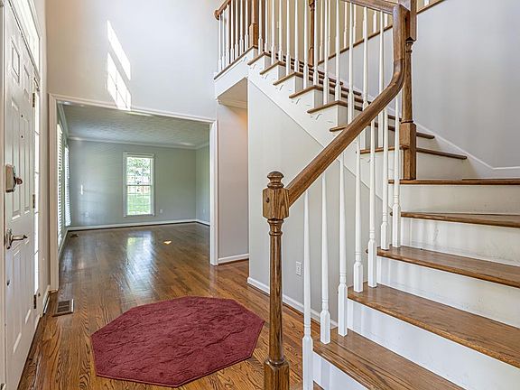 4th image of 18490 John Ashley Dr