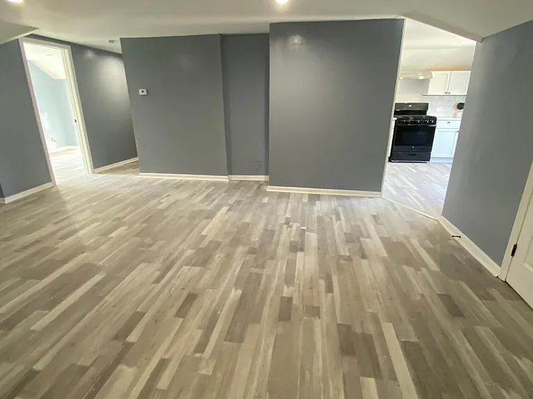 18 Crescent St #3 — Photo 9