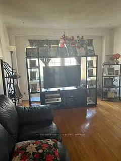 4 bed, $2,980 — Photo 4