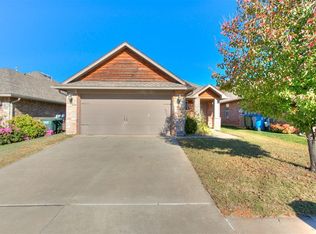 2409 Golden Ln, Edmond, OK 73012