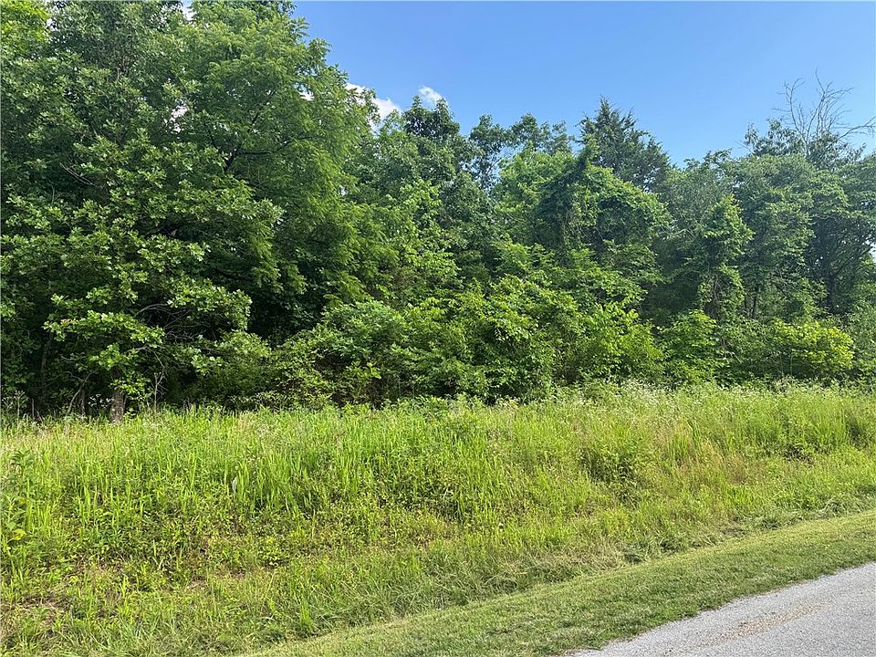1st image of Rountree Ln #17