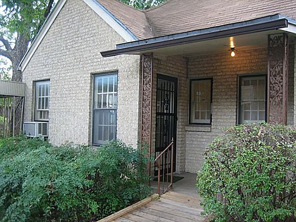 2nd image of 2027 Hawthorne Ave