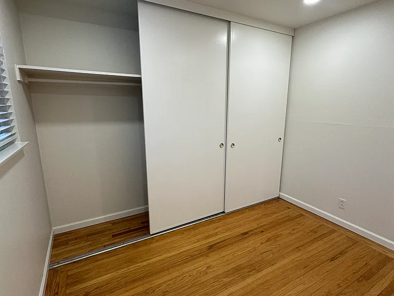 5445 Broadway #1 — Photo 39