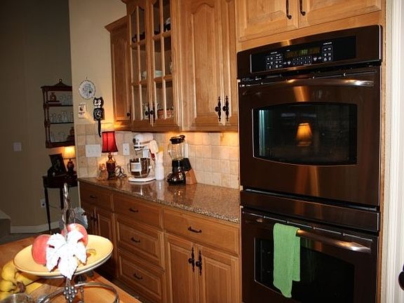 kitchen-stainless 2 ovens