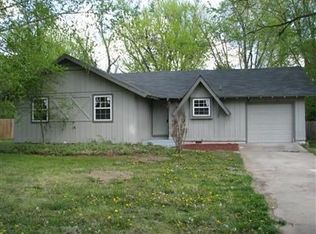 1914 N Marlan Ave, Springfield, MO 65803