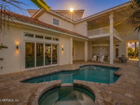 6 RIVIERA Place, Palm Coast, FL 32137