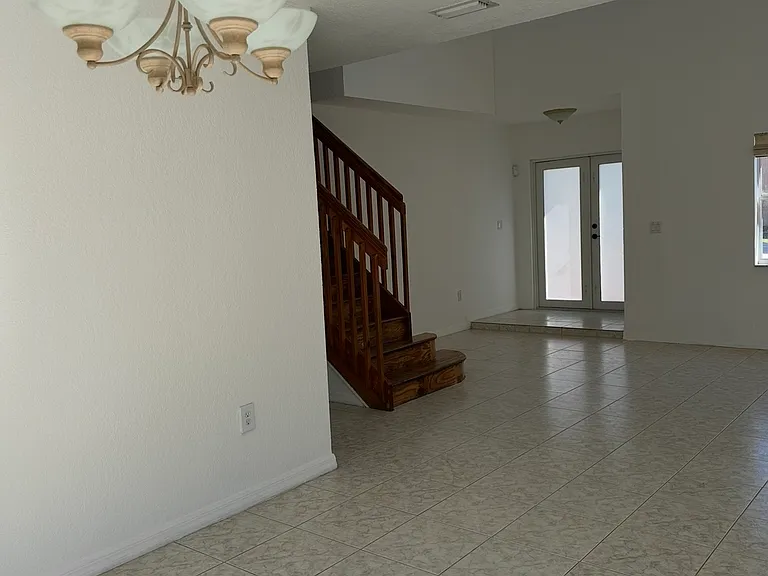 18124 SW 152nd Pl — Photo 31