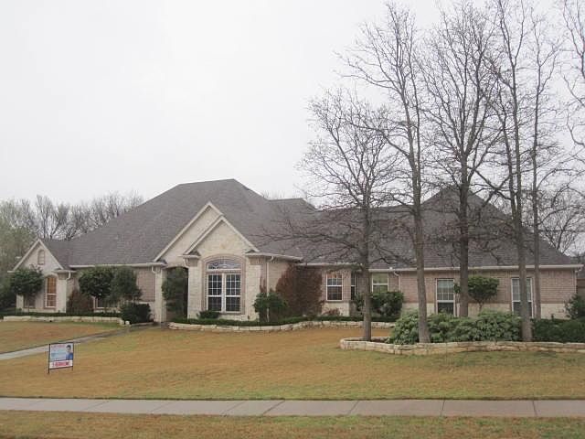 1st image of 1020 Harrison Dr