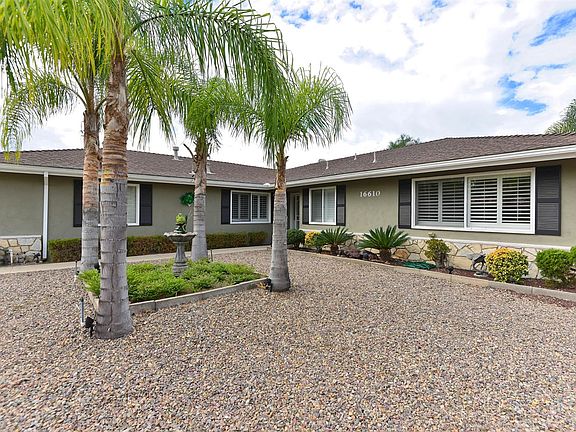 2nd image of 16610 Bernardo Oaks Dr