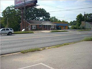 2nd image of 2108 Lurleen B Wallace Blvd