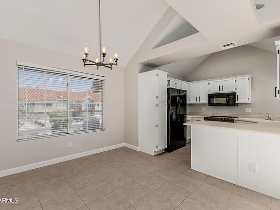 5th image of 1633 E LAKESIDE Drive #35