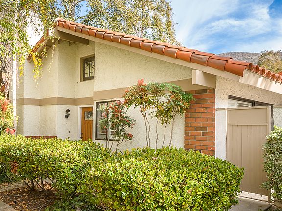 5th image of 4045 Bridgewood Ln