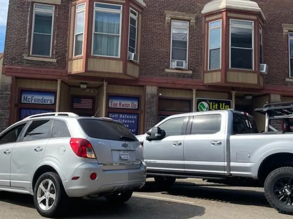 116 S Broadway St #D, New Philadelphia, OH 44663