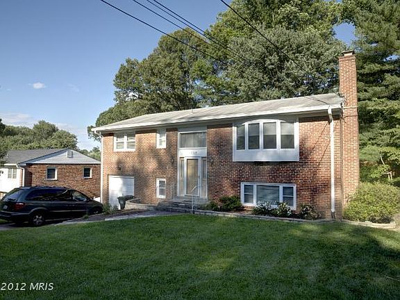 2nd image of 1709 Strine Dr