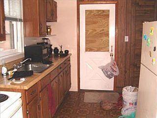 2nd image of 1214 Drott Ave