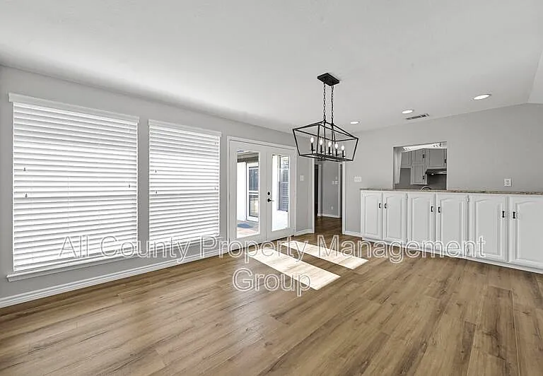 3108 Shady Brook Dr — Photo 11