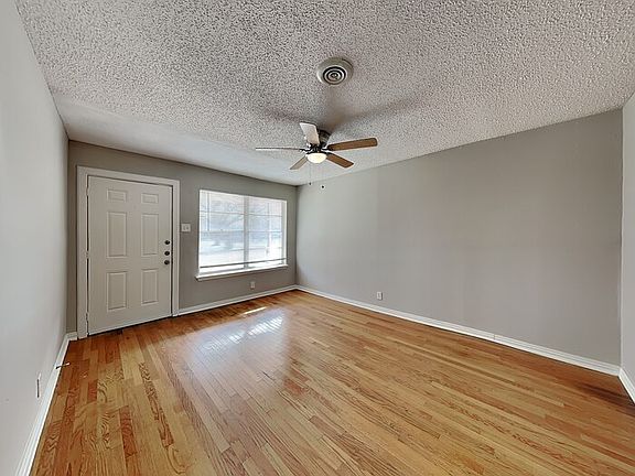 5th image of 3345 Sidney Dr