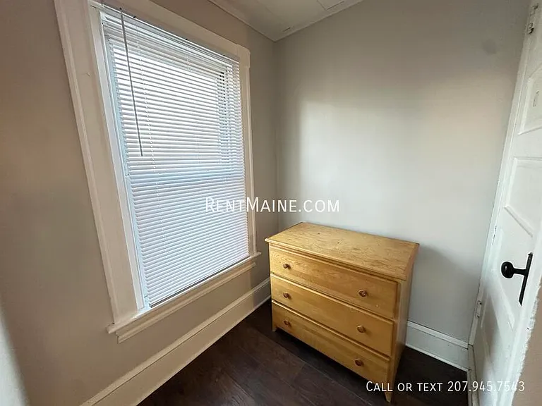 99 Sanford St #B — Photo 7