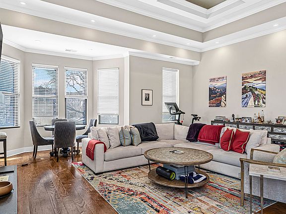 2nd image of 1834 W Wabansia Ave #3
