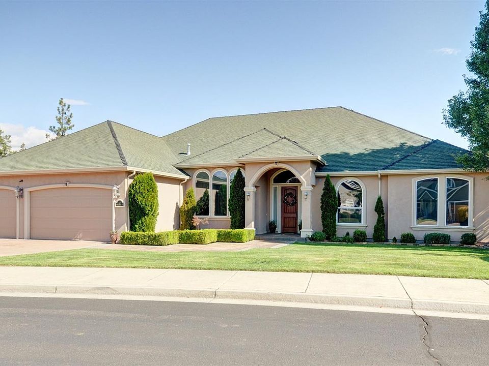 1st image of 112 Pebble Creek Dr
