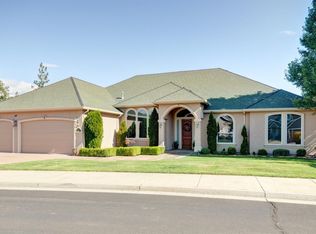 112 Pebble Creek Dr, Eagle Pt, OR 97524