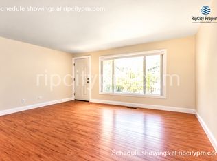 11430 SW 121st Ave, Tigard, OR 97223