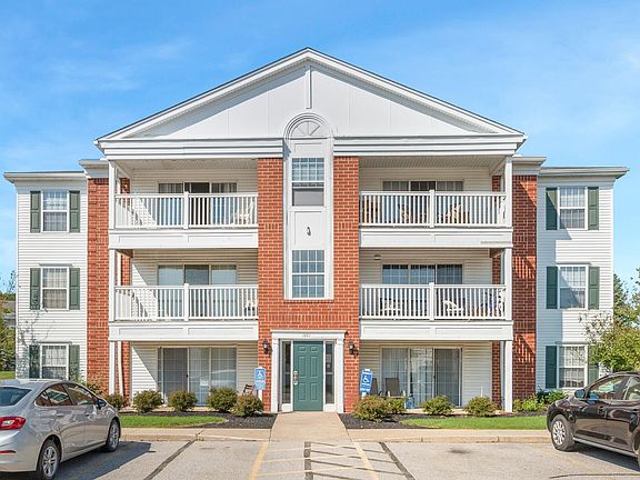 3rd image of 3710 Edgebrooke Dr #6757200