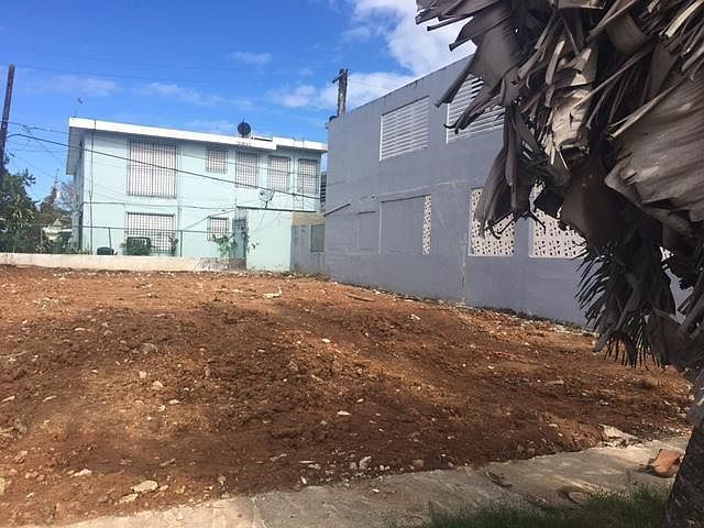 2nd image of 945 Calle 25 SE