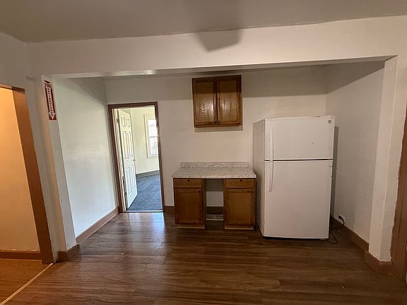2nd image of 5350 W Bloomingdale Ave #R1