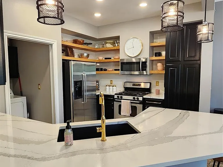 300 San Gabriel Village Blvd #411 — Photo 4