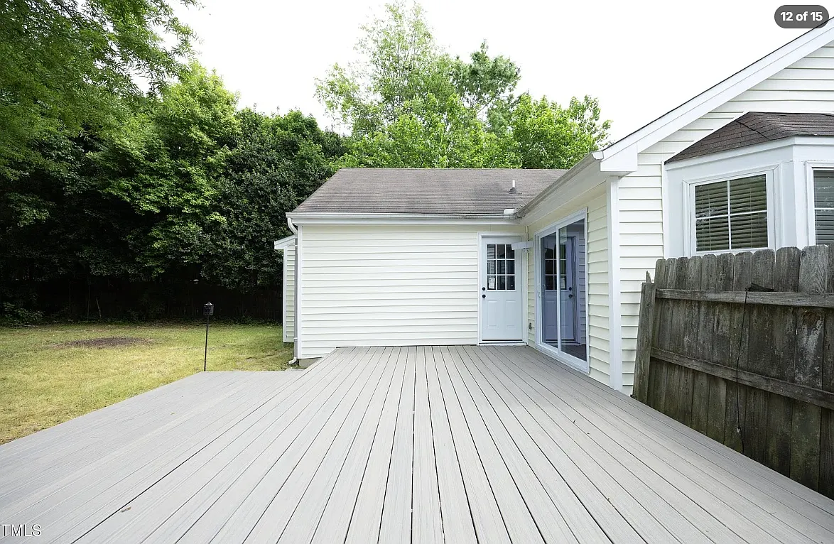 3 bed, 1337 sqft, $900 — Photo 4