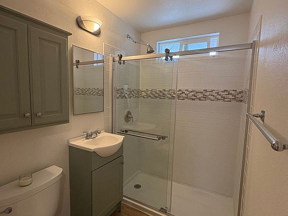 5th image of 4817 Hansen Ave #A