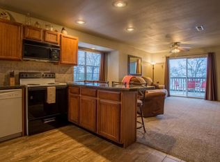 28 Blue Bird Way, Branson, MO 65616