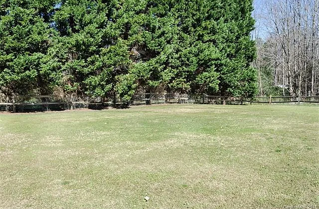 109 Lighthouse Church Ln — Photo 4