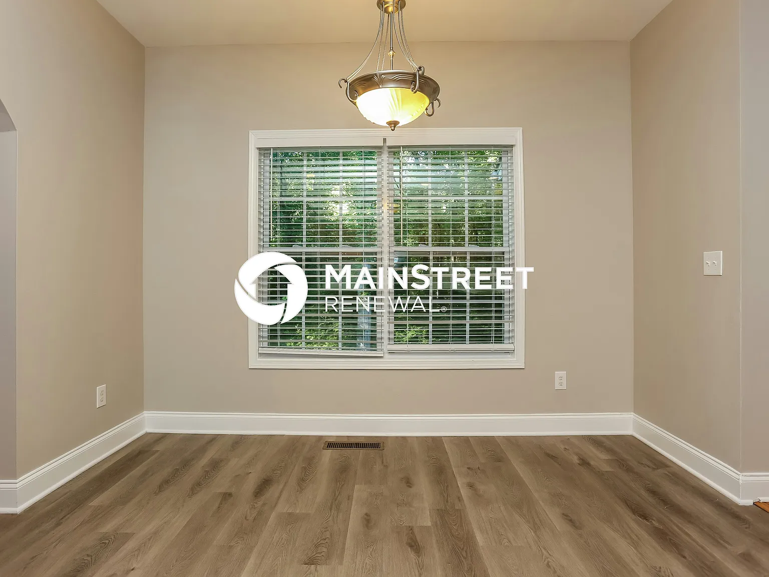 90 Stiles Dr — Photo 3