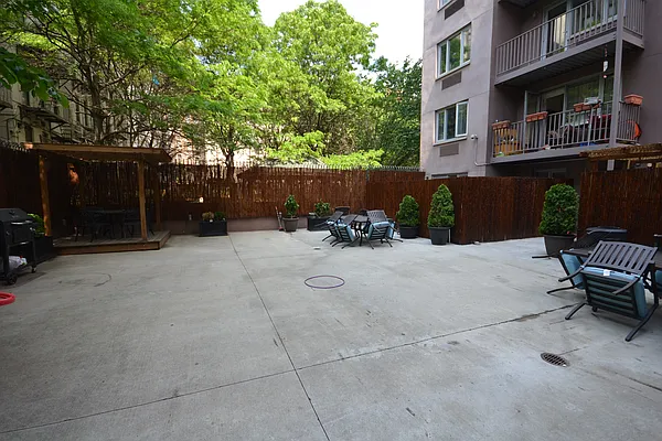 Rented by Berkshire Hathaway HomeServices New York Properties | media 15