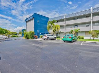 7837 Golf Circle Dr APT 312, Margate, FL 33063