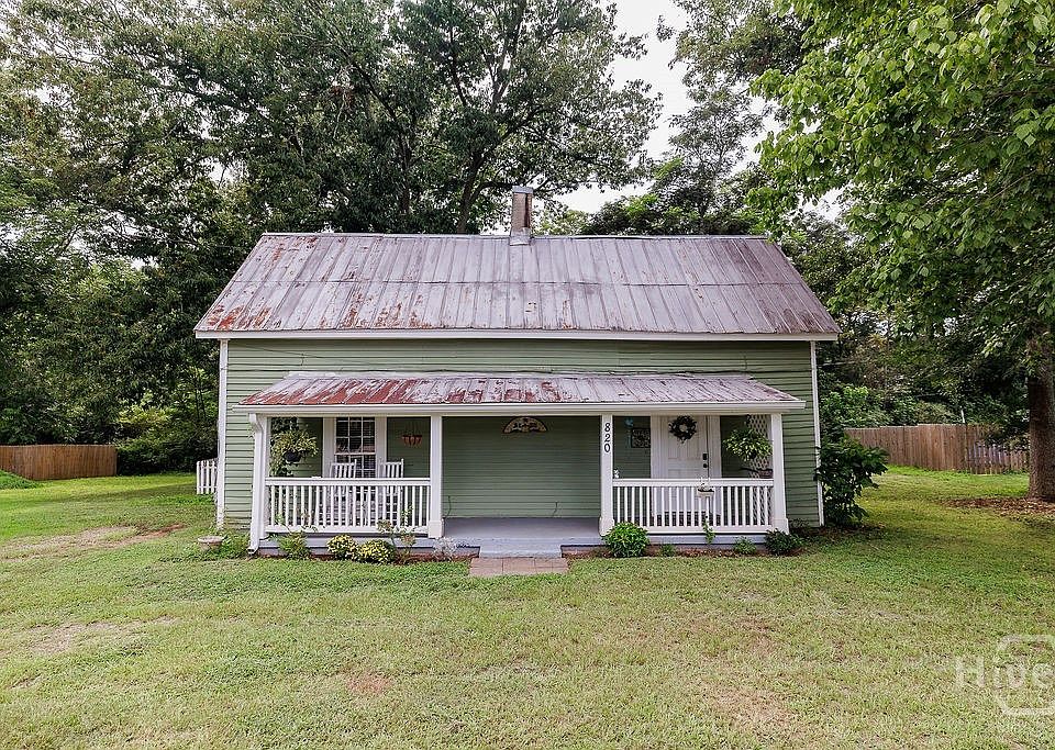 1st image of 820 Whitehall Road