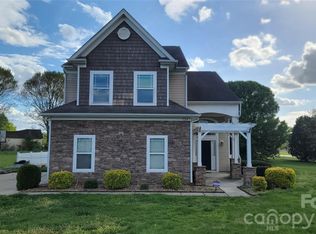 124 Settlers Grove Ln, Salisbury, NC 28146