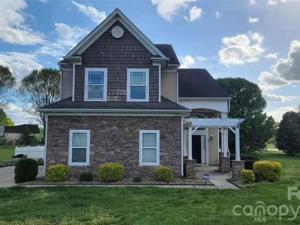 124 Settlers Grove Ln, Salisbury, NC 28146