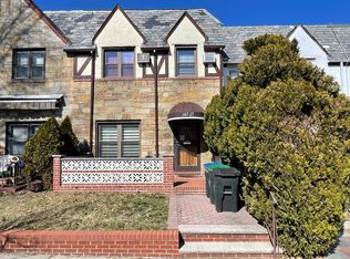 14727 72nd Dr, Flushing, NY 11367